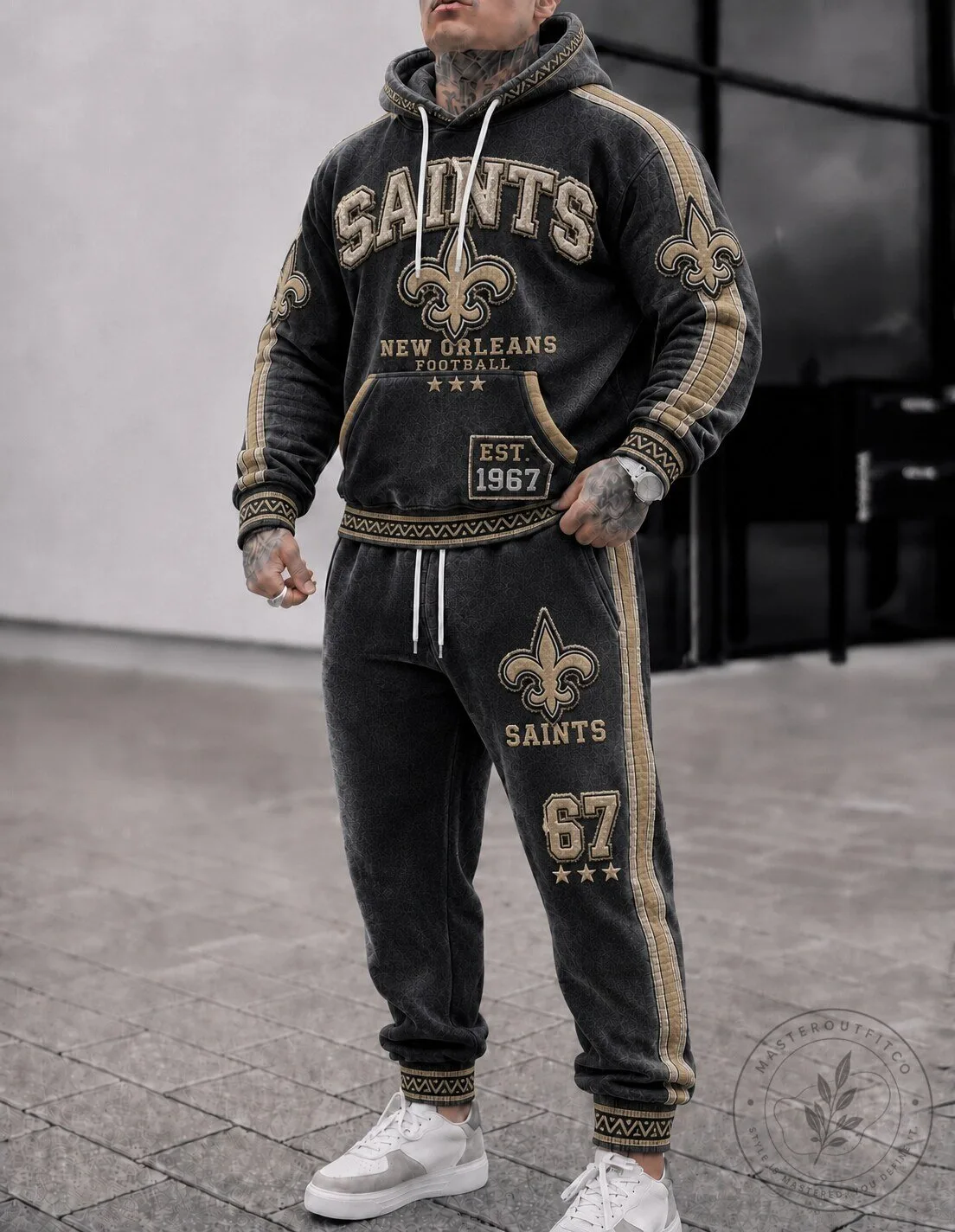 New Orleans Saints Football Team Hoodie and Sweatpants Set for Men 1 New Orleans Saints Football Team Hoodie and Sweatpants Set for Men